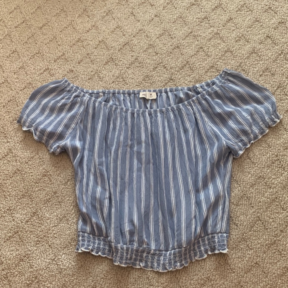 Off the shoulder crop top - Picture 1 of 3